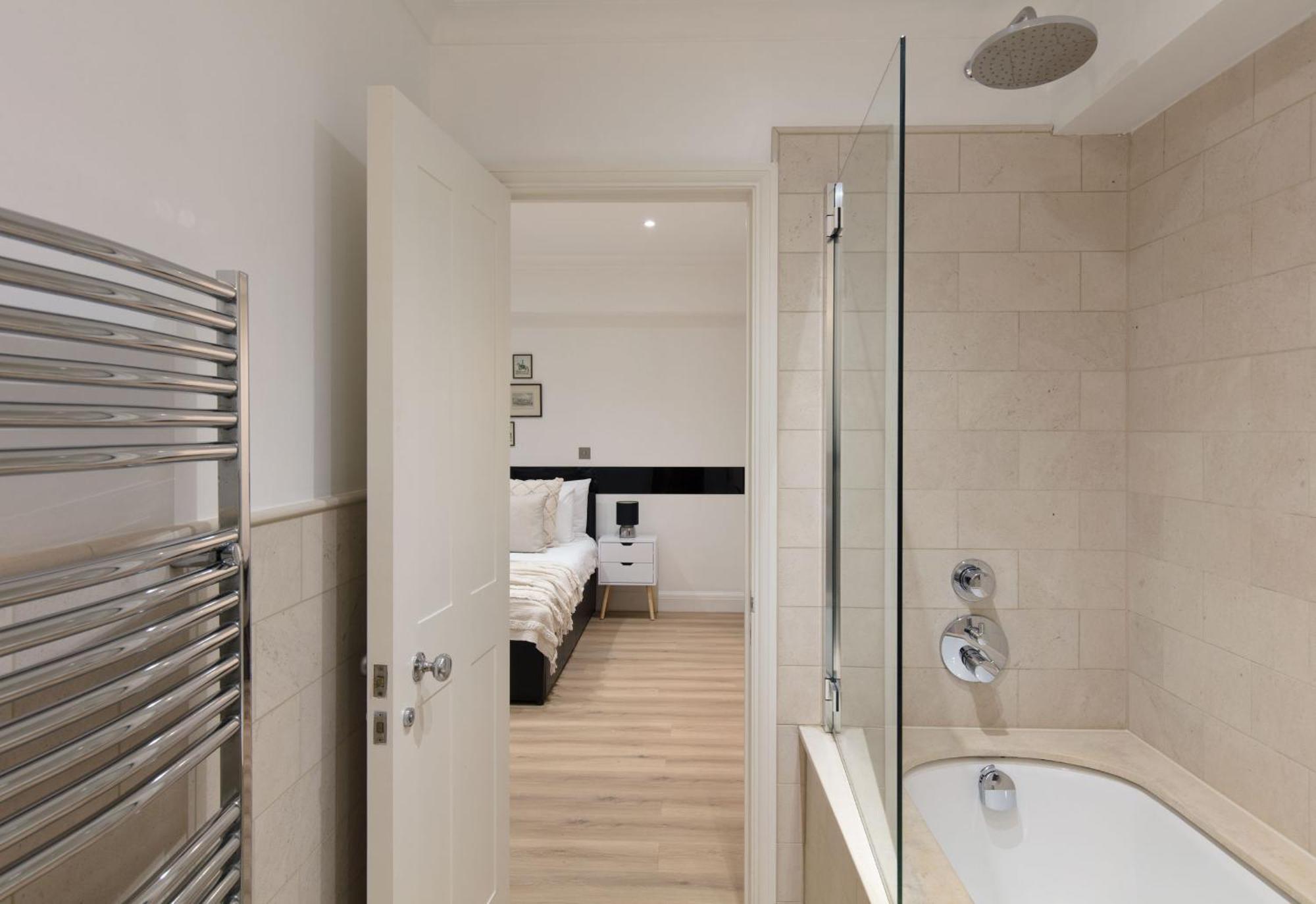 Spacious Quiet 4Bedrooms 6Beds House With Private Garage 5Min Walk To Paddington Station London Ngoại thất bức ảnh